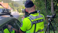 policie kontola dalekohled